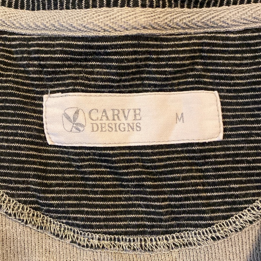 Carve Designs Open Cardigan Size Medium - Picture 3 of 9